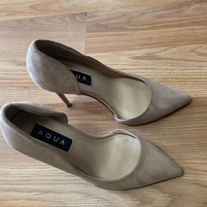 Aqua suede heel nude size 6m